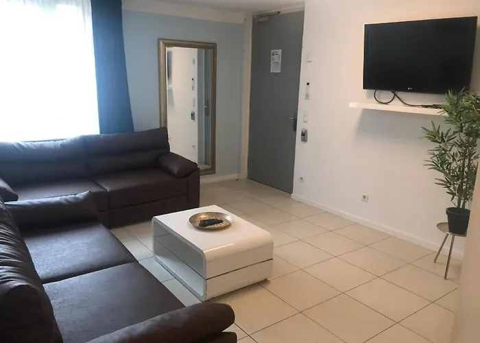 Aparthotel Baynunah 3*